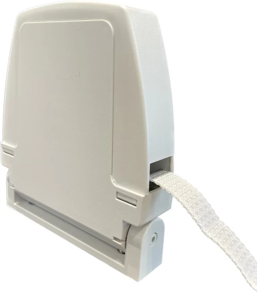 SPLIT ROLL MECHANISM WITH PLASTIC BASE